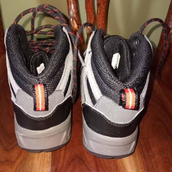 High Sierra kids boots - Picture 7 of 12